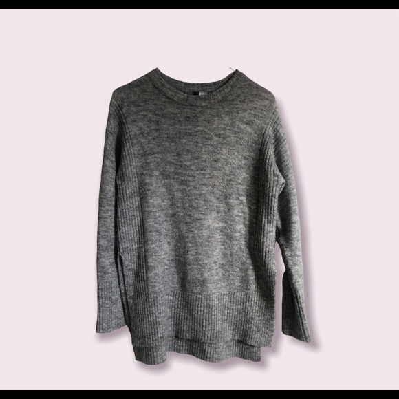 Divided Sweaters - Divided by H&M Grey Sweater with High Side Slits